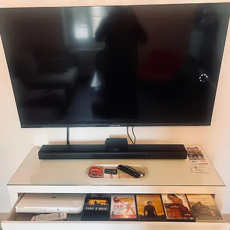 Appartement 2 Bedroom Near Train Station *