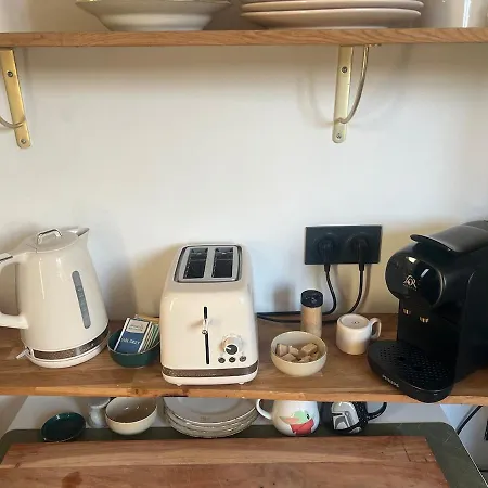 2 Bedroom Near Train Station * Dijon