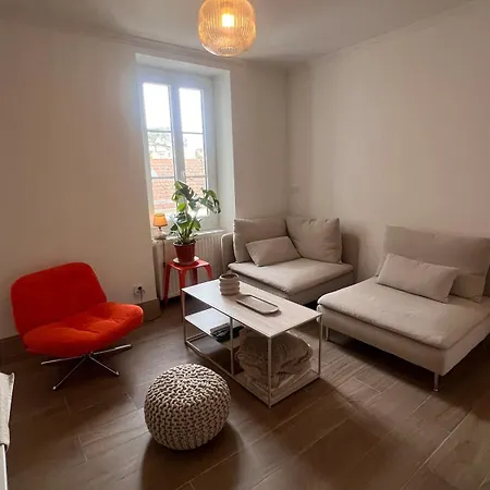 2 Bedroom Near Train Station Dijon